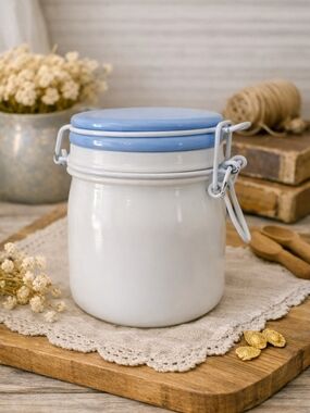 Vintage Italian Milk Glass Jar – ½ L GEME Deer Mark – Blue Lid – Farmhouse Kitch